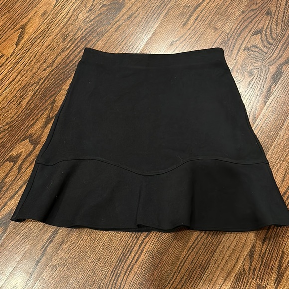 LOFT Dresses & Skirts - Loft Flattering, Heavy Knit Pull On Skirt, Black, Size XS